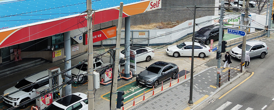 가장 저렴한 주유소를 찾아서