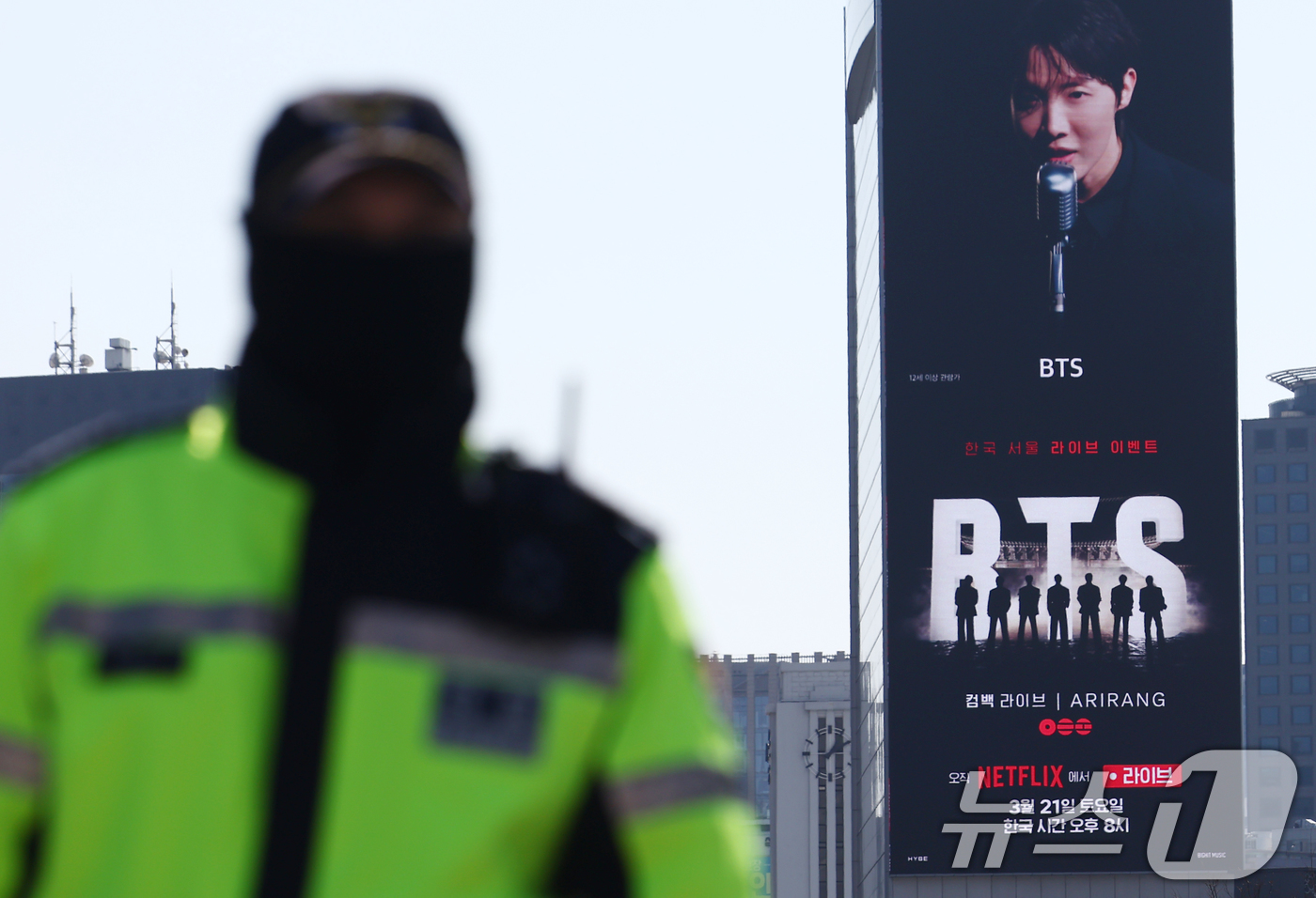 (서울=뉴스1) 김민지 기자 = 경찰이 오는 21일 열리는 방탄소년단(BTS) 컴백 공연을 앞두고 중동 상황 등 국제 정서 악화에 따른 테러 발생 가능성을 차단하기 위해 경찰특공대 …