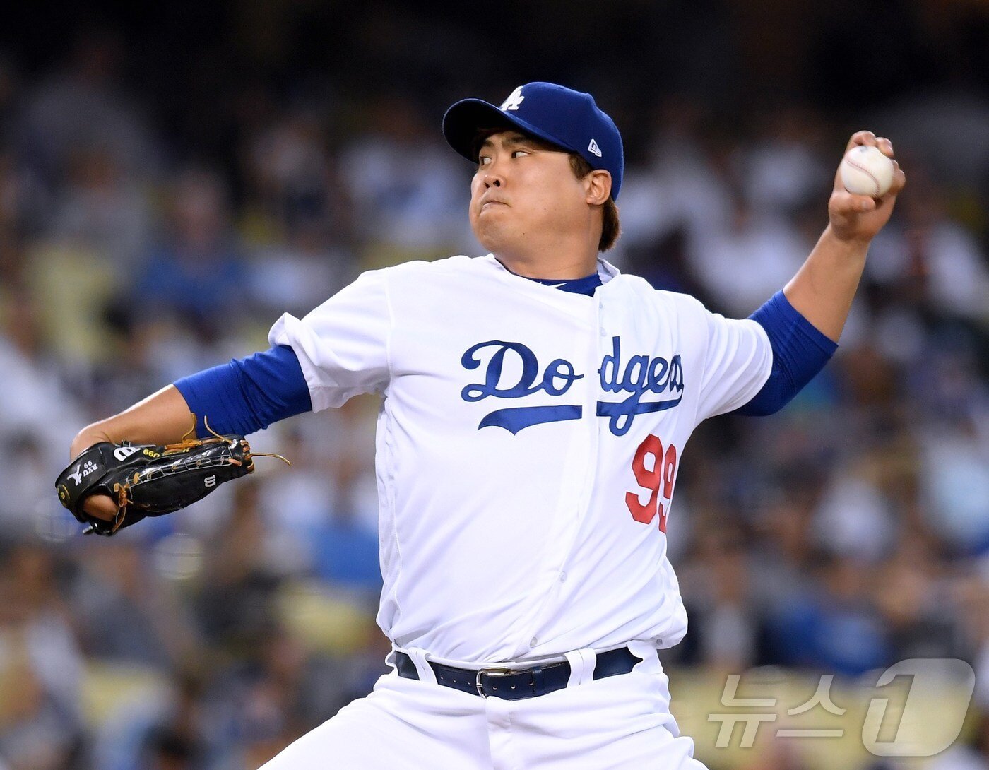 본문 이미지 - LA 다저스 시절의 류현진. ⓒ AFP=뉴스1