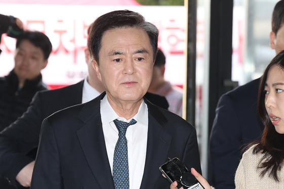 광역단체장 후보 면접 향하는 김태흠 지사