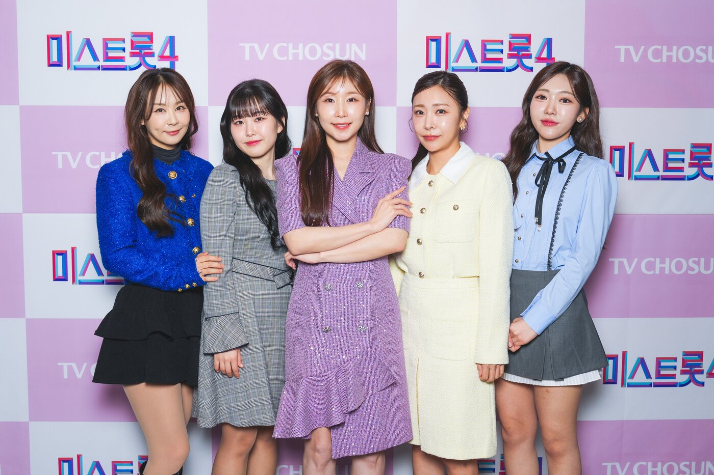 본문 이미지 - '미스트롯4' 윤태화, 홍성윤, 이소나, 허찬미, 길려원(왼쪽부터, TV조선 제공)