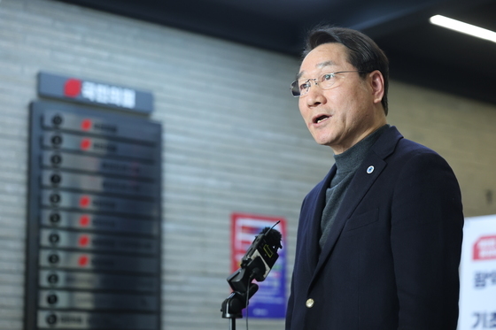 법원 "유정복 인천시장 사건 6개월 내 불가능…선거운동 기간 보장"