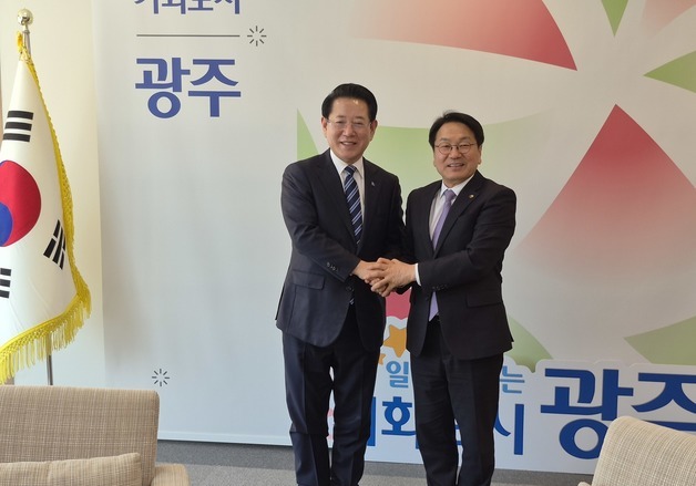 행정통합 산파 김영록·강기정 "전남광주특별시 원활한 출범 노력"