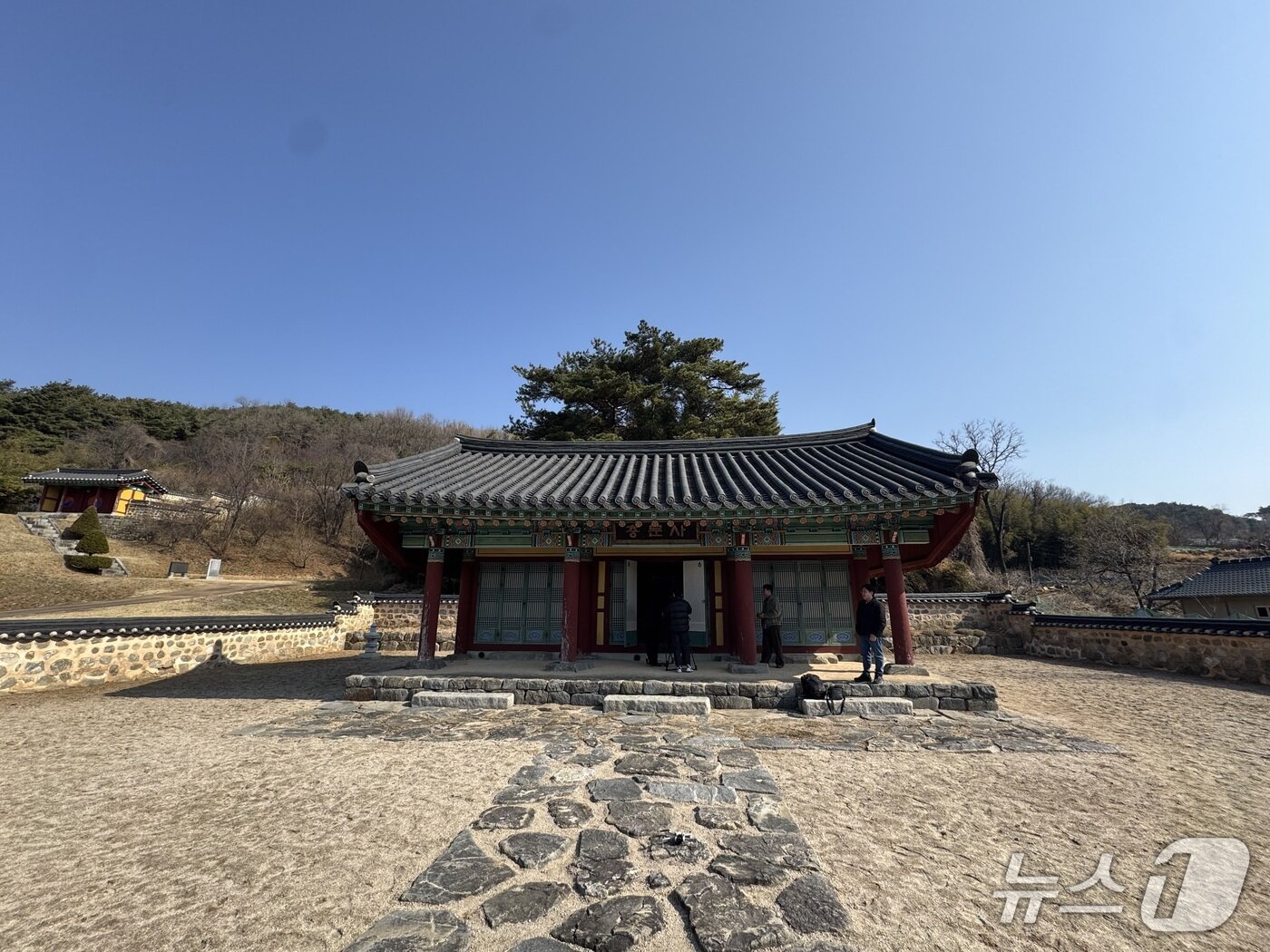 본문 이미지 - 홍성군 홍북읍 노은리 성삼문 유허지 내 사육신을 기리기 위해 마련된 사당. 2026.3.13 ⓒ 뉴스1 최형욱 기자 