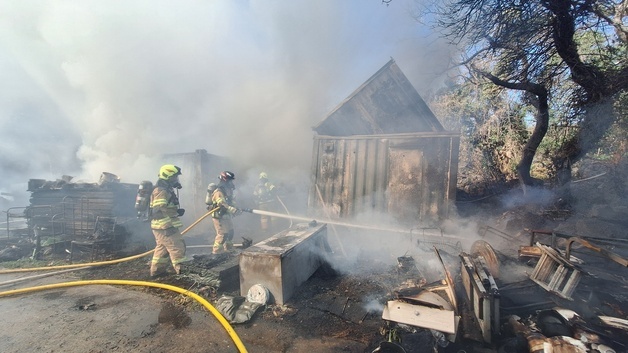 제주시 한림읍 야적장에 불…인명피해 없어