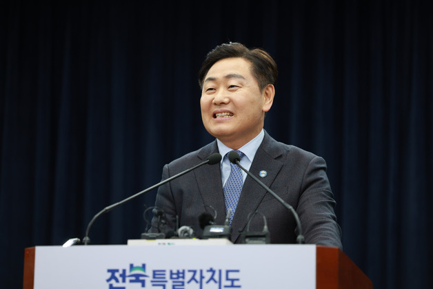 전북 숙원 '국립의전원법' 국회 8부 능선 넘었다…상임위 통과