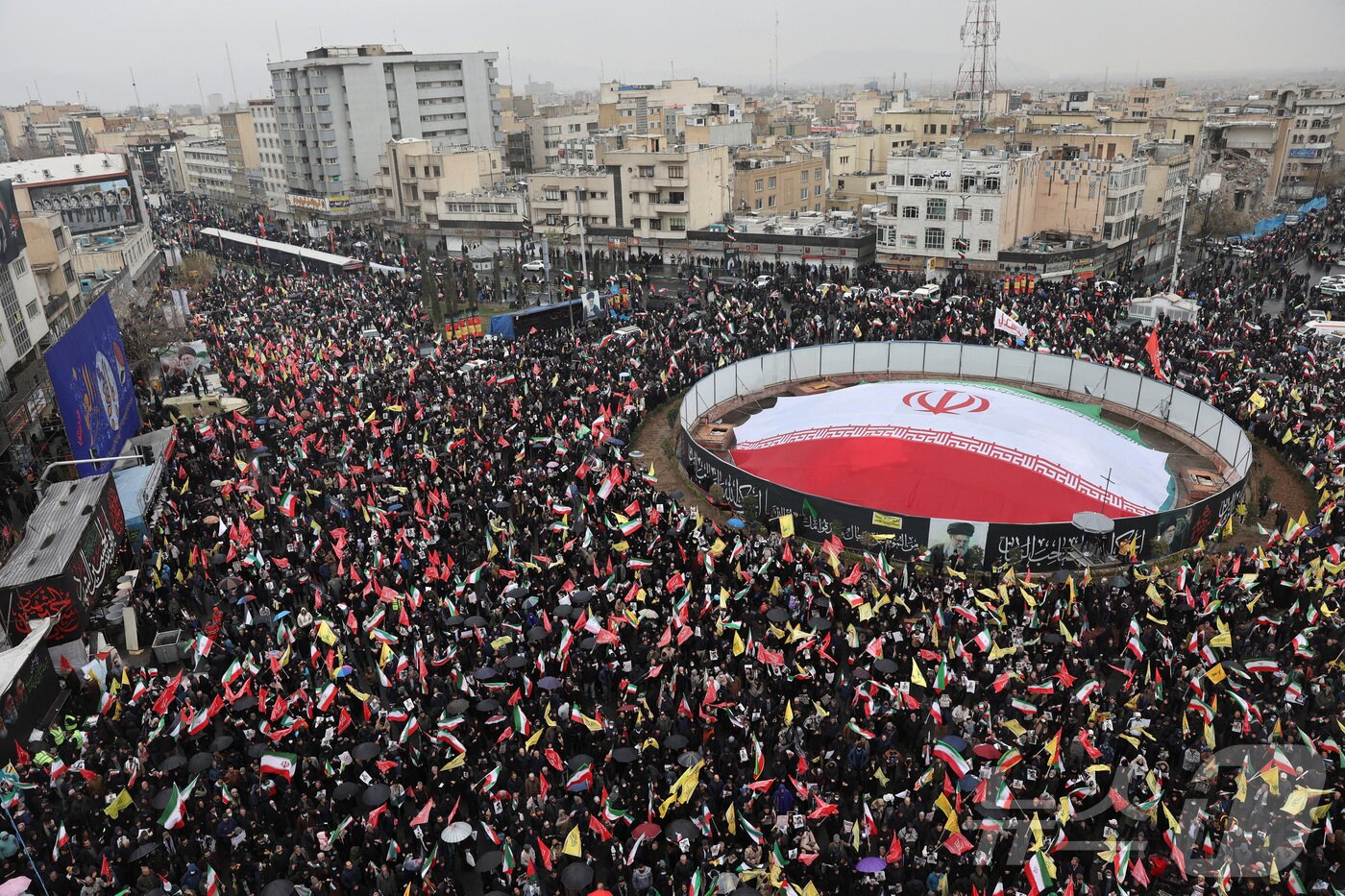 본문 이미지 - 이란 테헤란의 쿠드스의 날 집회. 2026.03.13 ⓒ 로이터=뉴스1