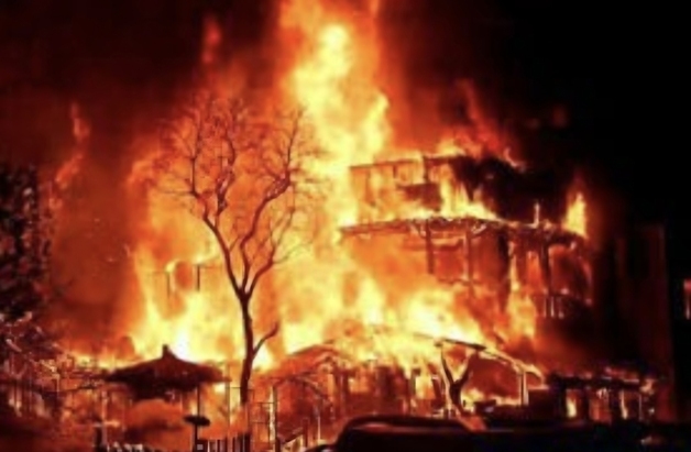 새벽 과천 식당서 불…중국인 종업원 2명 숨져