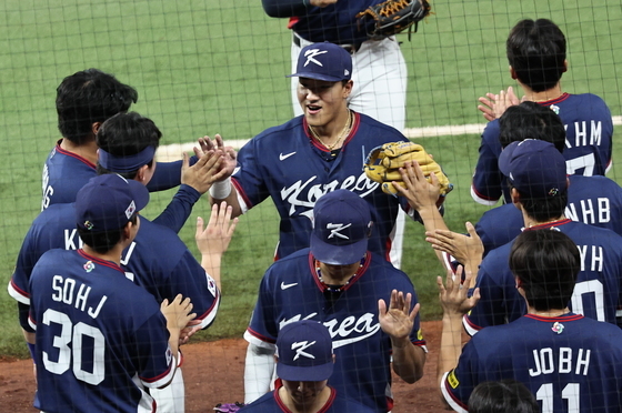 길었던 3회말 마친 대한민국 '아직 끝난게 아냐'