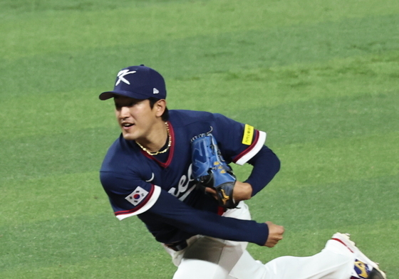 4회말 등판한 고영표