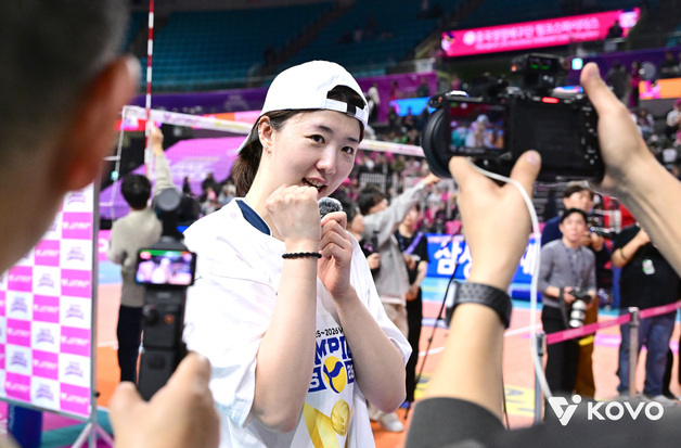 도로공사 1위 견인한 강소휘·문정원 "통합 우승 자신 있다"