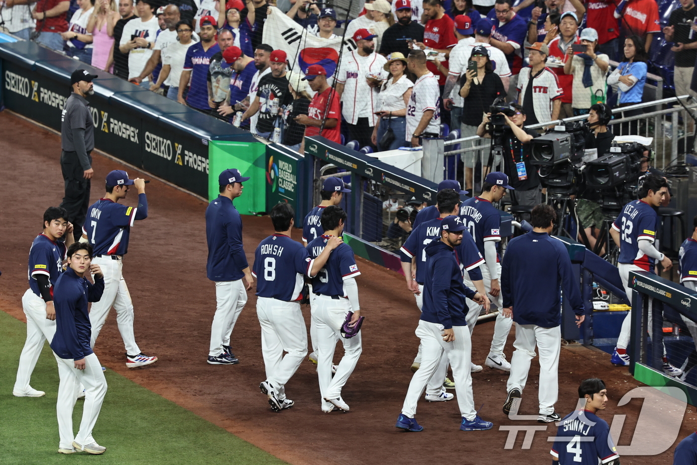 (마이애미=뉴스1) 구윤성 기자 = 13일 오후(현지시간) 미국 플로리다주 마이애미 론디포파크에서 열린 2026 월드베이스볼클래식(WBC) 8강전 대한민국과 도미니카공화국의 경기 …