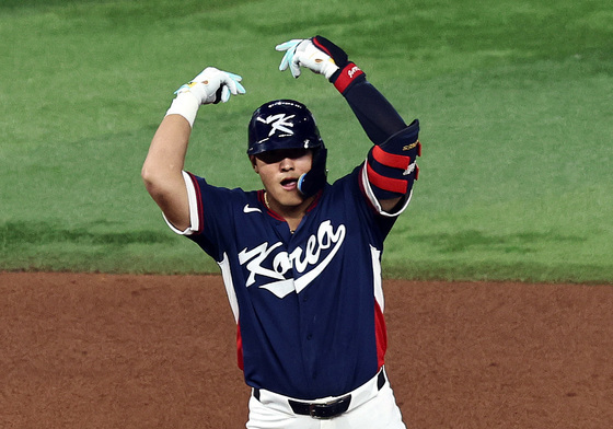 안현민 '분위기 끌어올려'