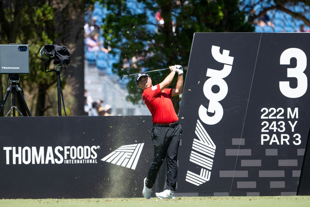 '캐나다 교포' 이태훈, LIV 골프 싱가포르 대회 3R 공동 3위
