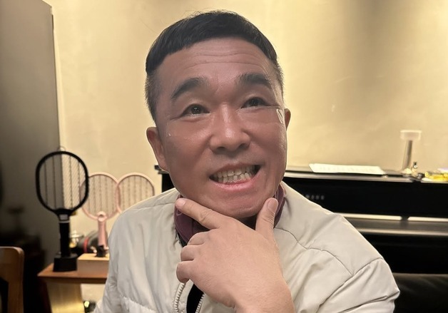 김건모, 밝은 미소 가득…이윤미 "테이프로 눈밑지방 올려"