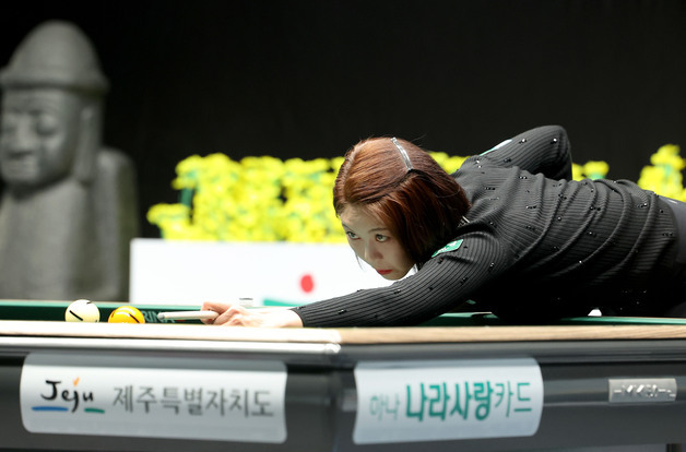 '당구 여제' 김가영, LPBA 왕중왕전 6연속 결승행…한지은과 우승 다툼