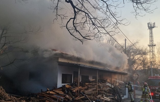 안동 일직면서 단독주택 불…집 전소, 인명피해 없어
