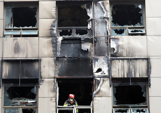 외교부 "소공동 화재 외국인 영사보호 위해 노력…주한 공관과도 소통"