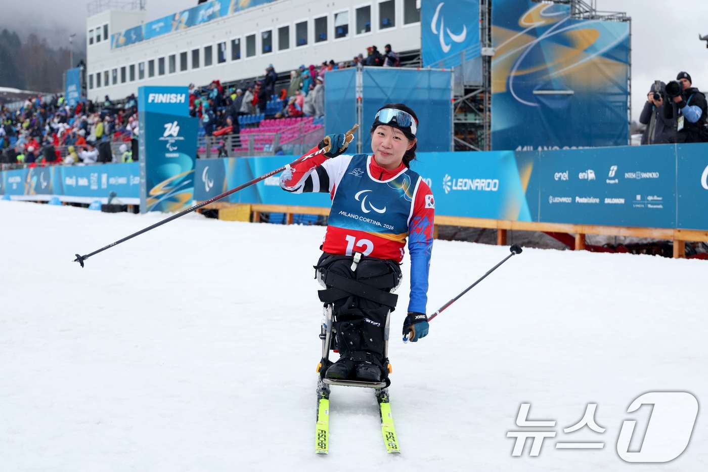 (서울=뉴스1) = 김윤지가 15일(현지시간) 이탈리아 테세로 크로스컨트리 스타디움에서 열린 2026 밀라노·코르티나담페초 동계 패럴림픽 크로스컨트리 스키 여자 20㎞ 인터벌 스타 …