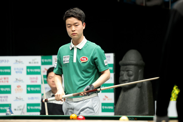 19세 김영원, 최초의 10대 '당구 왕중왕'…월드챔피언십 우승