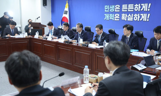 당정 "중동 '주의' 격상…석탄 상한 해제·원전 이용률 80%로"(종합)