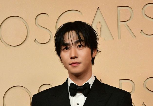 '케데헌' 진우 떴다…안효섭, 레드카펫 빛낸 비주얼 [98회 아카데미]