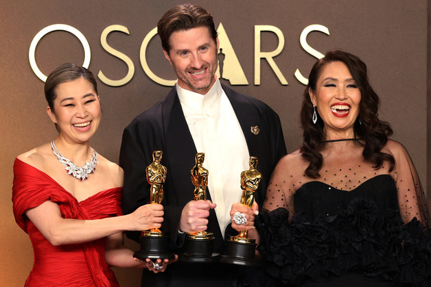 '케이팝 데몬 헌터스' 美 아카데미 장편 애니메이션상 수상