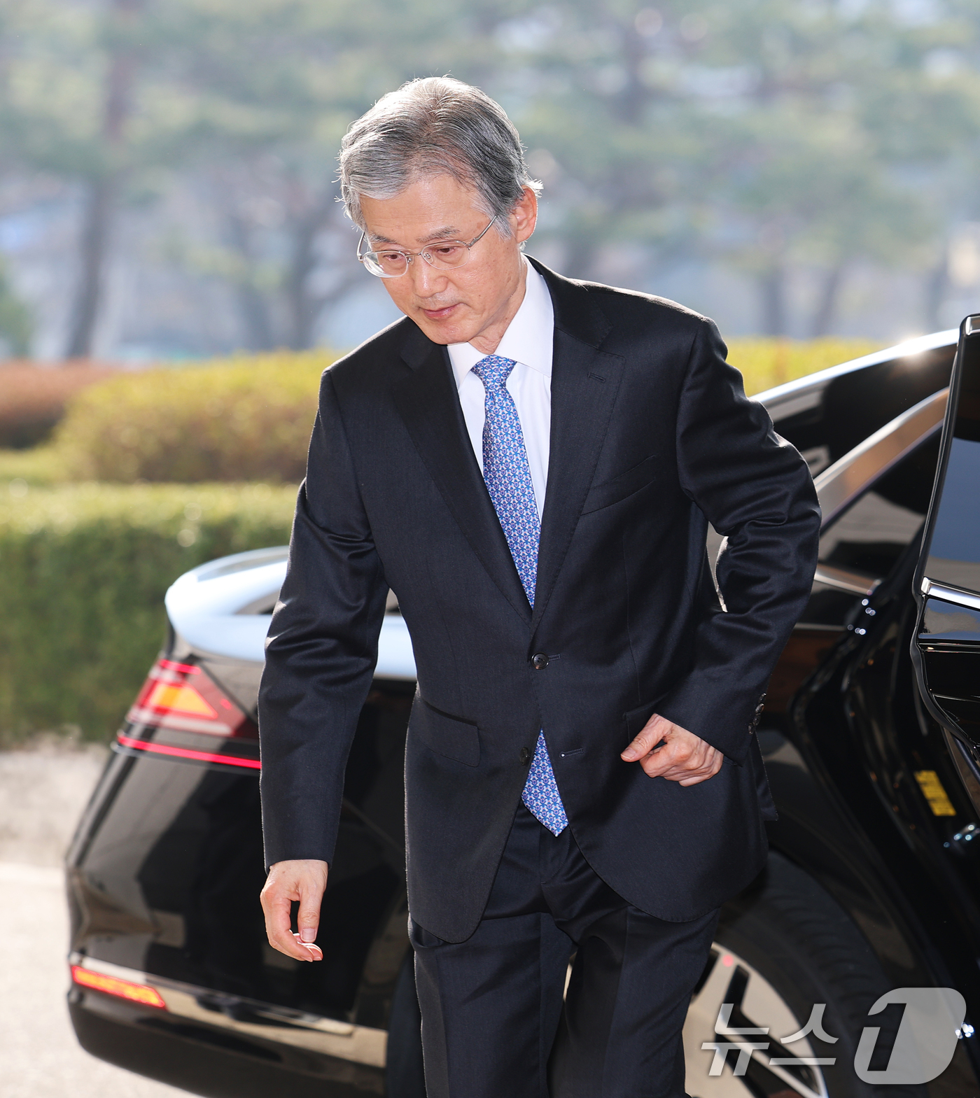 (서울=뉴스1) 오대일 기자 = '법왜곡죄' 1호로 고발된 조희대 대법원장이 16일 오전 서울 서초구 대법원 청사로 출근하고 있다. 2026.3.16/뉴스1