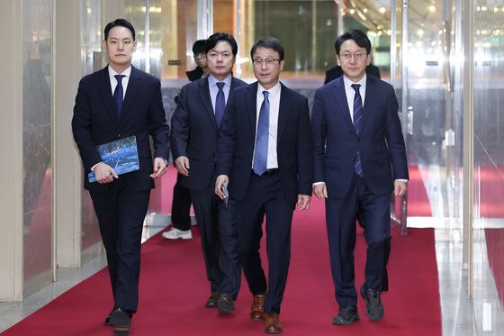 국회의장실 향하는 한병도·천준호