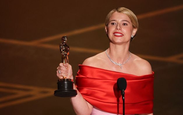 '헴넷' 제시 버클리, 여우주연상…'부고니아' 엠마 스톤 불발 [98회 아카데미]