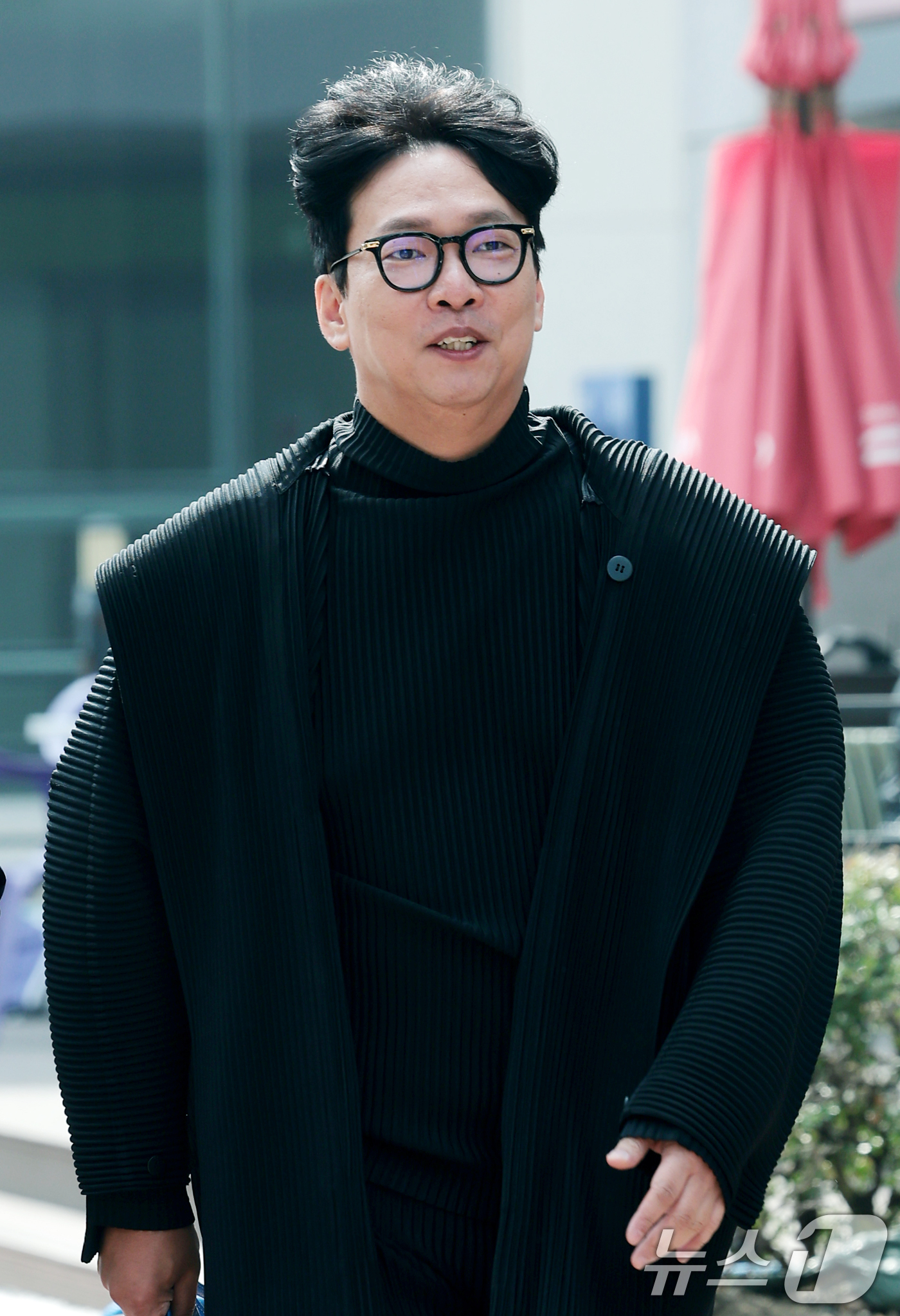 (서울=뉴스1) 권현진 기자 = 방송인 박준형이 16일 서울 영등포구 여의도동 KBS 신관에서 진행된 ‘불후의 명곡’ 녹화에 참석하고 있다. 2026.3.16/뉴스1