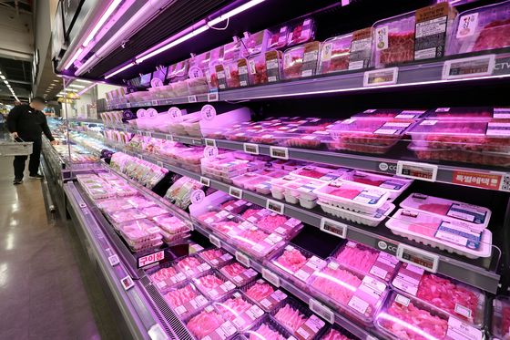 정부 민생지원단, 축산물 유통구조 현장 점검…"단계별 유통비용 점검"