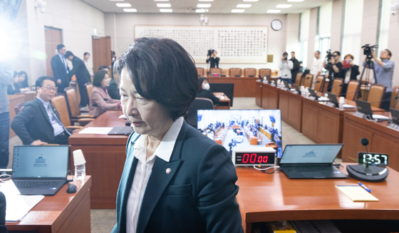 '코로나 백신' 법사위 공방…국힘 "피해자 외면" 민주 "복지위서 질의"