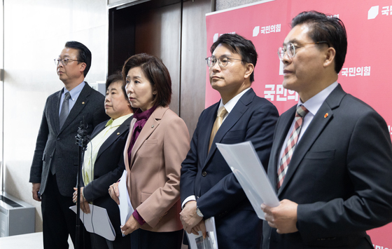 법사위 '코로나 백신' 여야 공방…국힘 "정은경 직무유기 고발"(종합)