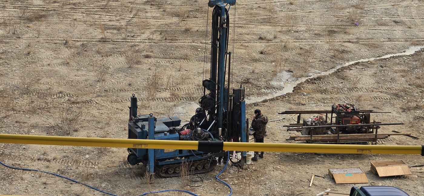 본문 이미지 - 서울 세운4구역 매장유산 발굴현장 시추 세부 모습(국가유산청 제공)