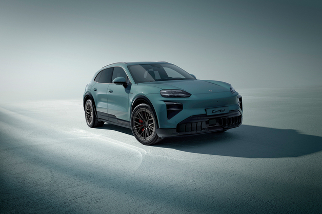 포르쉐코리아, '카이엔 일렉' 최초 공개…전국 전시장 순차 전시