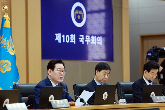 국무회의 발언하는 이재명 대통령