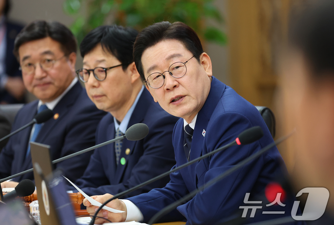 (세종=뉴스1) 허경 기자 = 이재명 대통령이 17일 정부세종청사에서 열린 국무회의에서 발언하고 있다. (청와대통신사진기자단) 2026.3.17/뉴스1