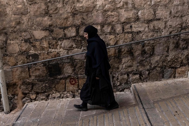이스라엘 "이란 미사일 파편, 예루살렘 성지 주변에 낙하"