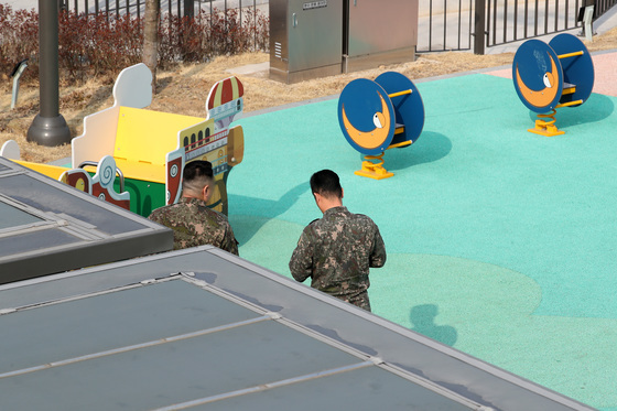 軍 당국, 대구 초등생 '탄두 의심 물체'에 부상 현장조사