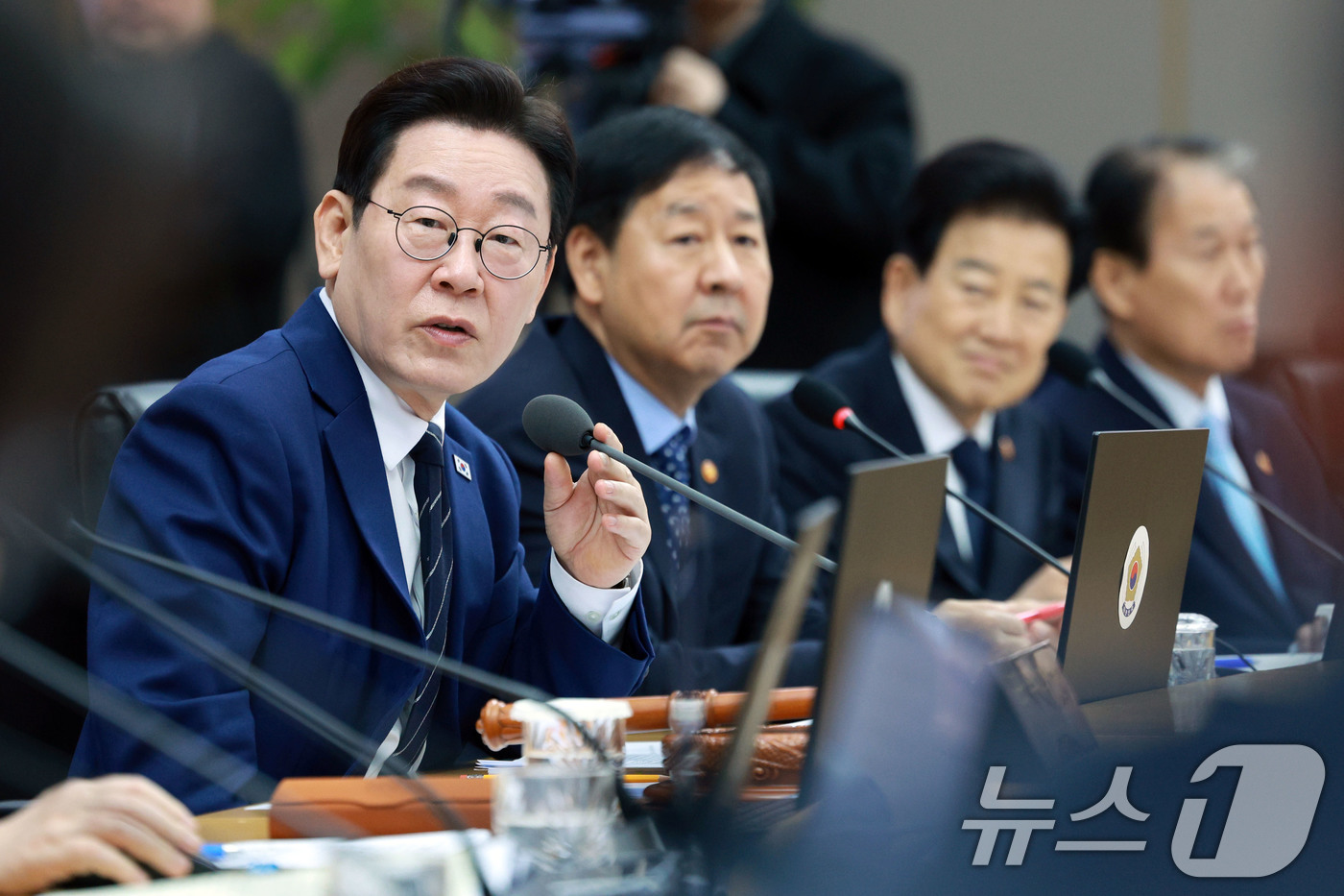 (세종=뉴스1) 이재명 기자 = 이재명 대통령이 17일 정부세종청사에서 열린 국무회의에서 발언을 하고 있다. (청와대통신사진기자단) 2026.3.17/뉴스1