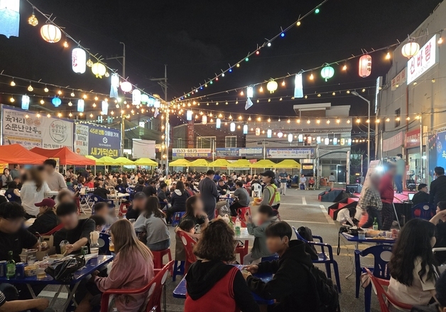 청주시, '육거리 야시장 만원' 이동식 판매대·푸드트럭 모집