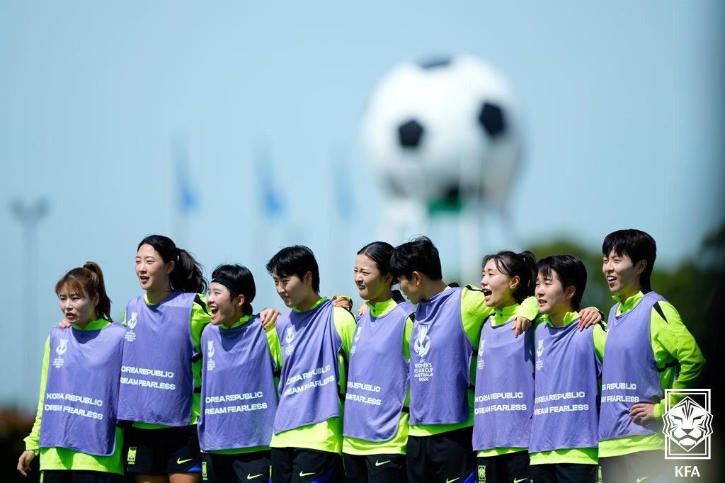 본문 이미지 - 한일전을 앞두고 승부차기 훈련을 하는 대표팀(대한축구협회 제공) 