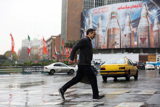 이란 신정 국민통제 작동 중…검문·체포·사살 위협 '봉기 차단'