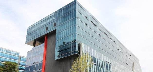 'K-뷰티' 탄 실리콘투, 매출 1.6배 급성장…이익은 주춤 왜 [실적why]