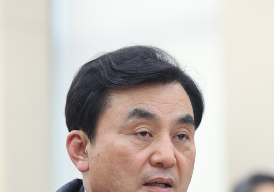 안규백 장관, 국방위원회 답변