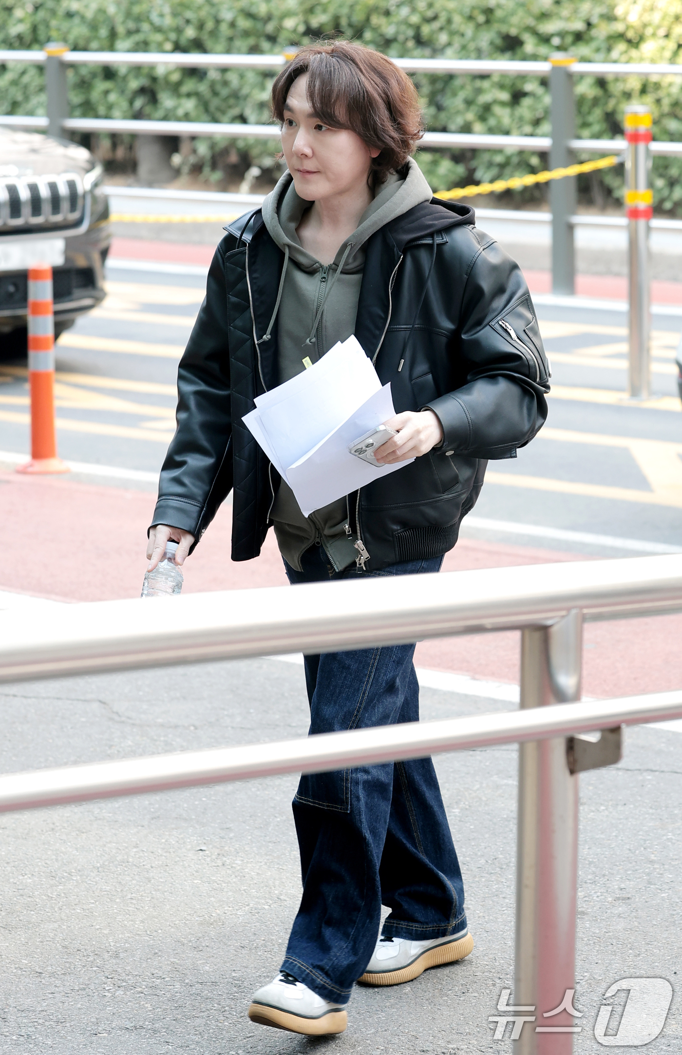 (서울=뉴스1) 권현진 기자 = 플라워 고유진이 17일 서울 영등포구 KBS에서 진행된 KBS '열린음악회‘ 녹화에 참석하고 있다. 2026.3.17/뉴스1