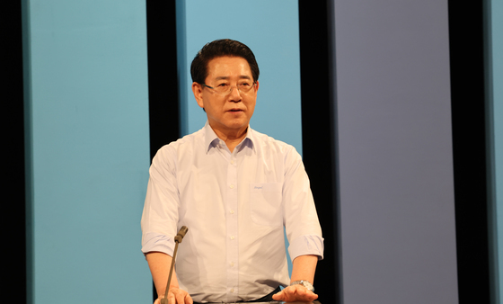 토론회 발언하는 김영록 전남도지사