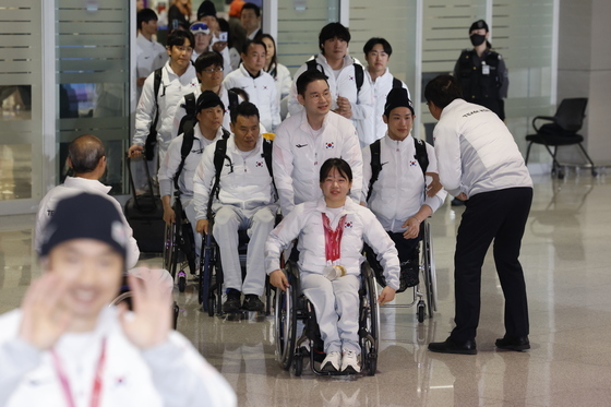'역대 최고 성적' 동계패럴림픽 선수단 귀국