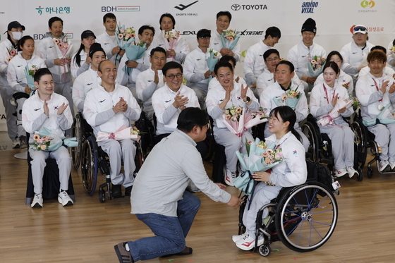 김윤지, MVP 선정